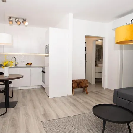 Elisabeth Downtown By Firsthost * Budapešť