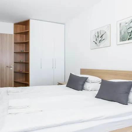 Elisabeth Downtown By Urbanrent * Budapest