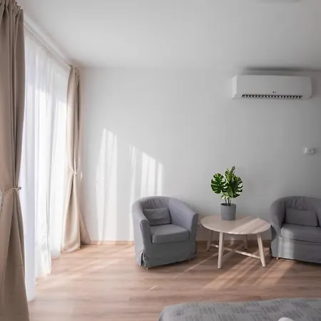 Elisabeth Downtown By Urbanrent Apartment Budapest