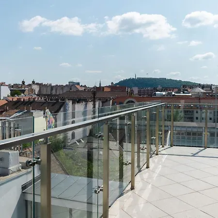 Elisabeth Downtown By Urbanrent Apartment Budapest
