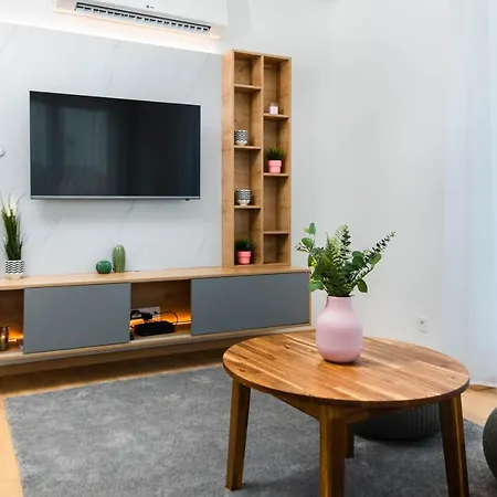 Elisabeth Downtown By Urbanrent * Budapest
