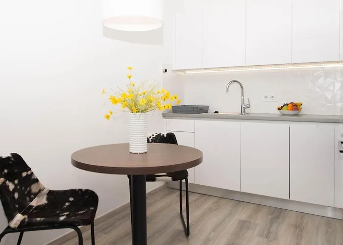 Elisabeth Downtown By Firsthost *