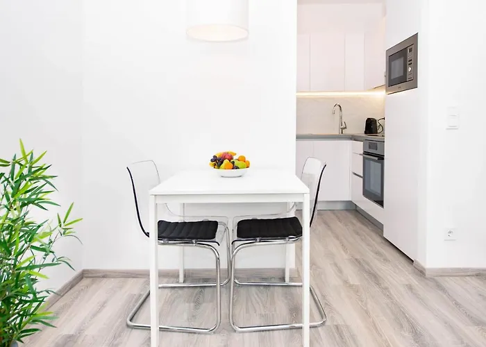 Elisabeth Downtown By Firsthost * Boedapest